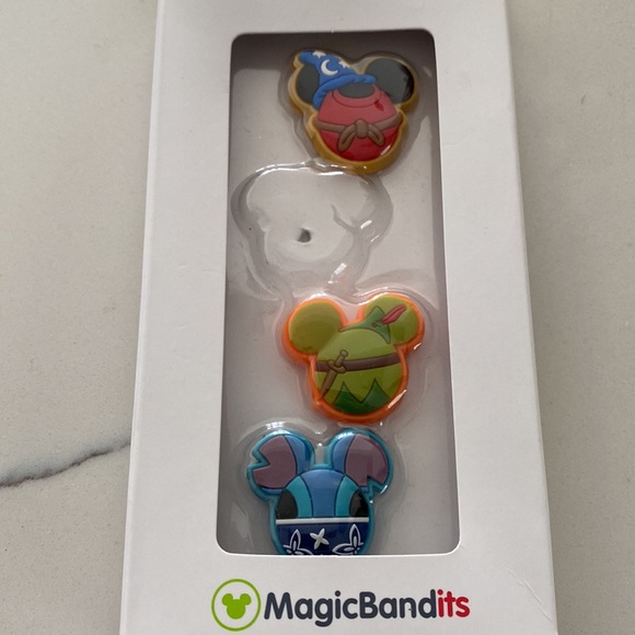 Disney Magic Bandits Magic Band Jibbitz Fantasia Peter Pan Lilo and Stitch - Picture 3 of 3